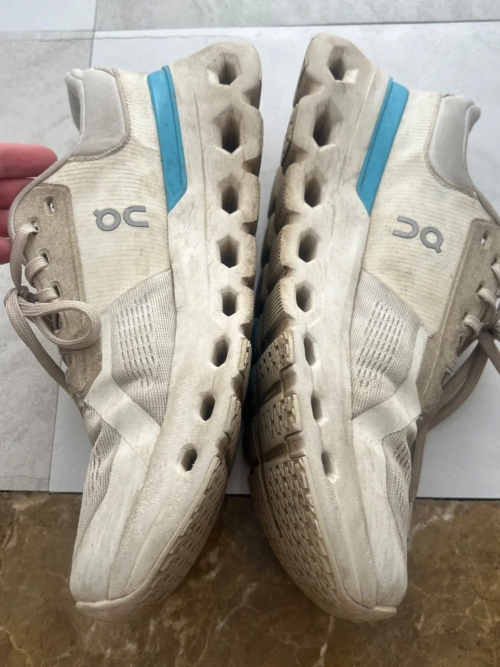 On On Running Cloudrunner 2 Women’s Sneakers White/Horizon US 10